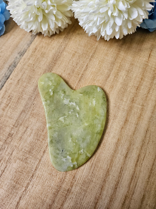 Grüne Jade Gua Sha (8jad)