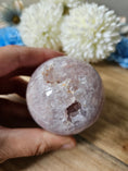 Bild in Galerie-Betrachter laden, Druzy Pink Amethyst / Blumenachat Kugel (40r)
