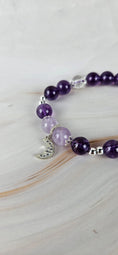 Bild in Galerie-Betrachter laden, Amethyst Kugel Armband mit Mond (11amm)
