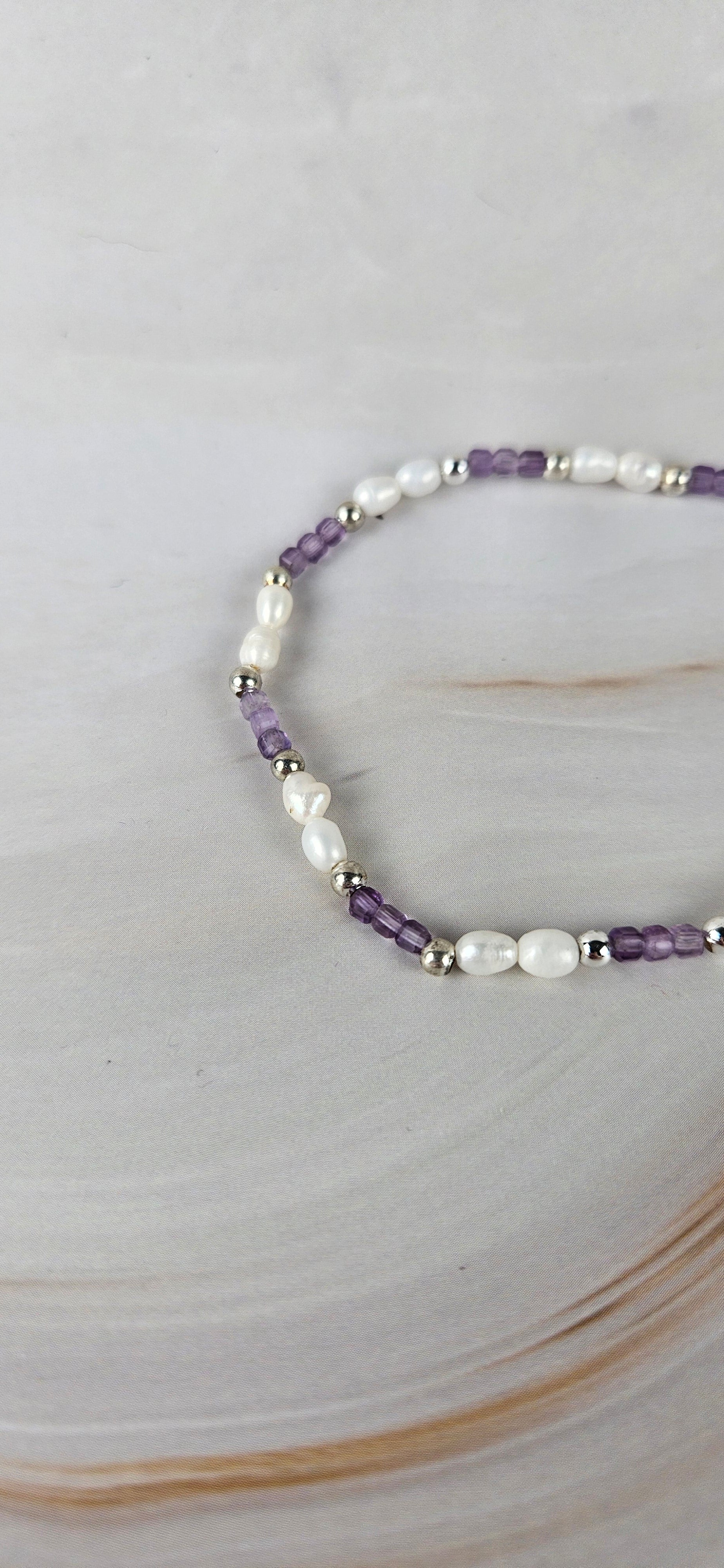 Amethyst + Muschelperlen  Armband (13au)