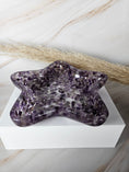 Bild in Galerie-Betrachter laden, Resin Stern Amethyst Schale (12ass)
